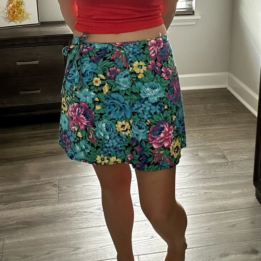 Urban Renewal Multicolor Patterned Fabric - Picture 3 of 5